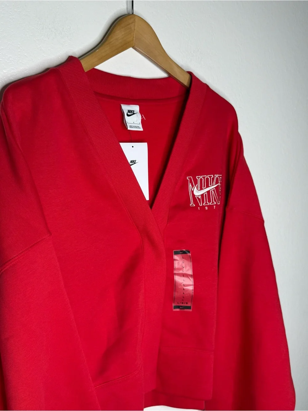 NWT Nike Sportswear Phoenix Fleece Women's Over-Oversized Graphic Cardigan Sz L - Picture 4 of 10